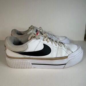 Nike SB Blazer Low Platform White Black DM7590-100 Women's 10 / Men's 8.5